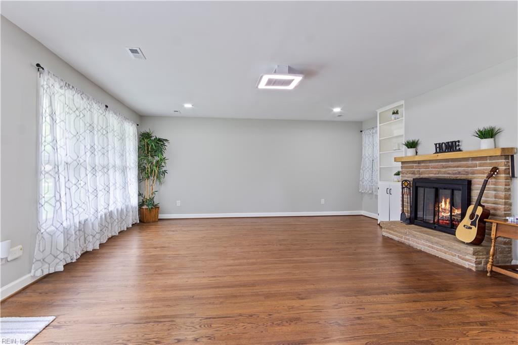 20 Atkins Lane Newport News VA 23602