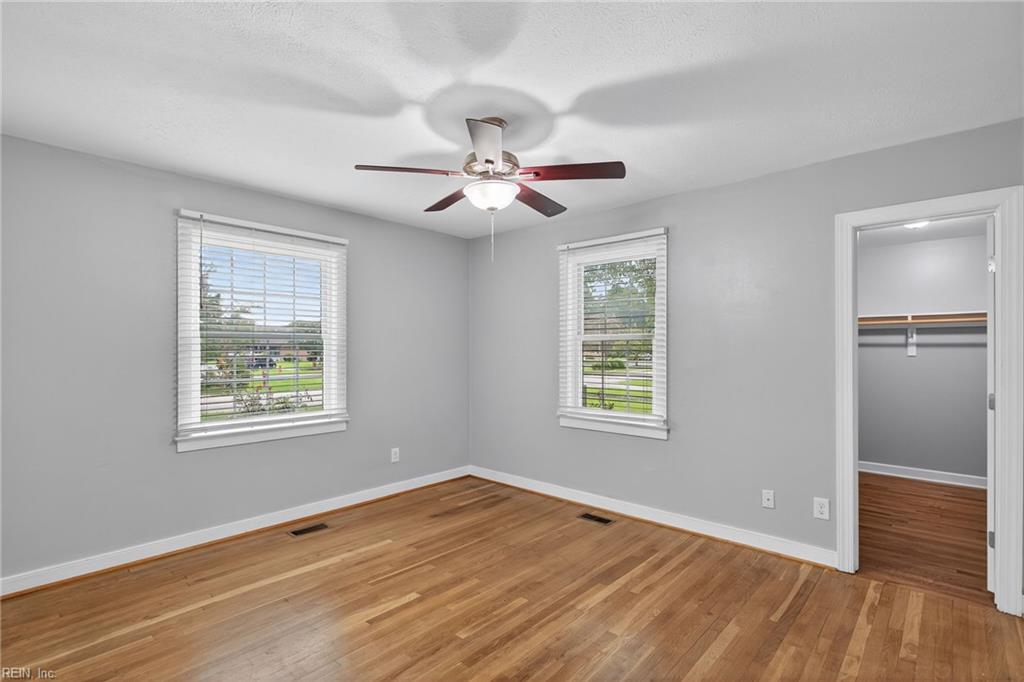 114 Battle Road Yorktown VA 23692