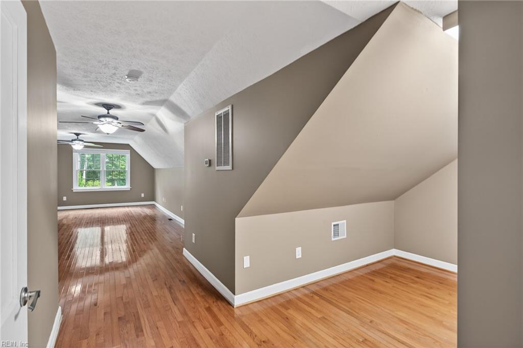 114 Battle Road Yorktown VA 23692