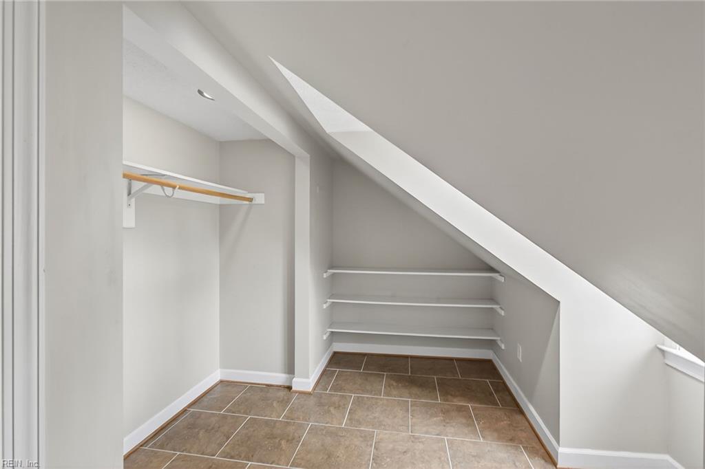 114 Battle Road Yorktown VA 23692