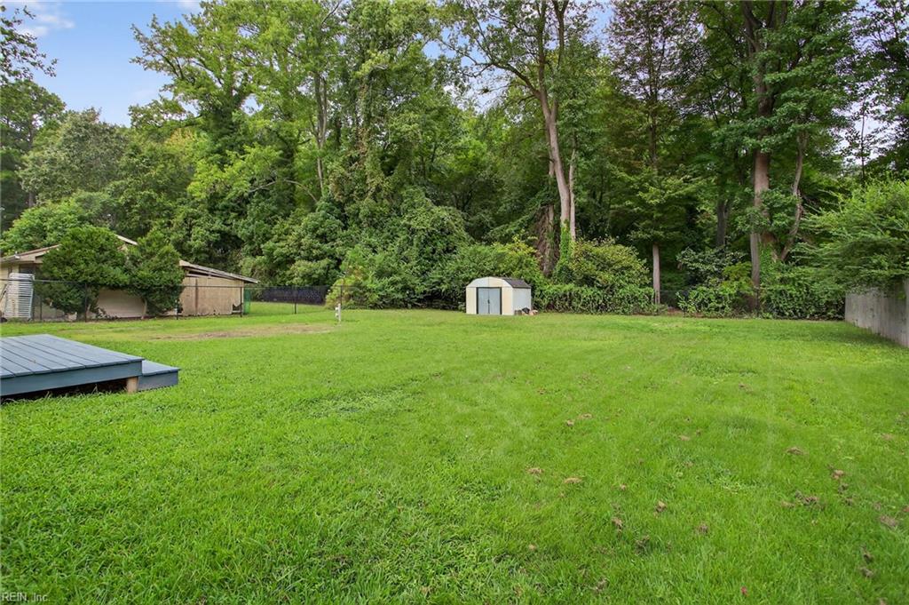114 Battle Road Yorktown VA 23692