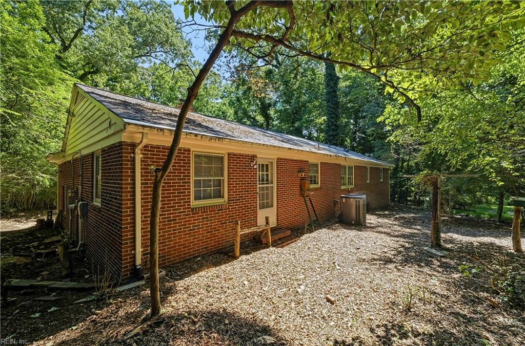 97 Shamrock Lane Newport News VA 23606