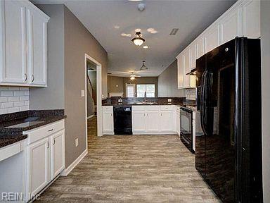 461 Revolution Lane Newport News VA 23608