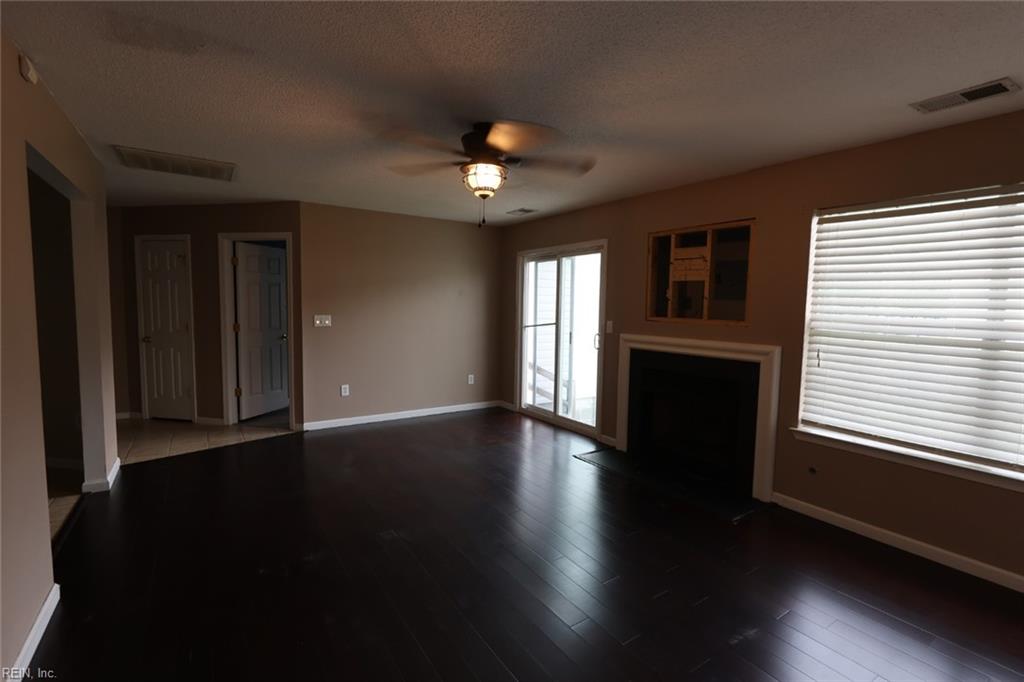 517 Magistrate Lane Newport News VA 23608