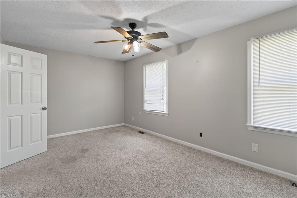 119 Kingsbridge Lane Yorktown VA 23692