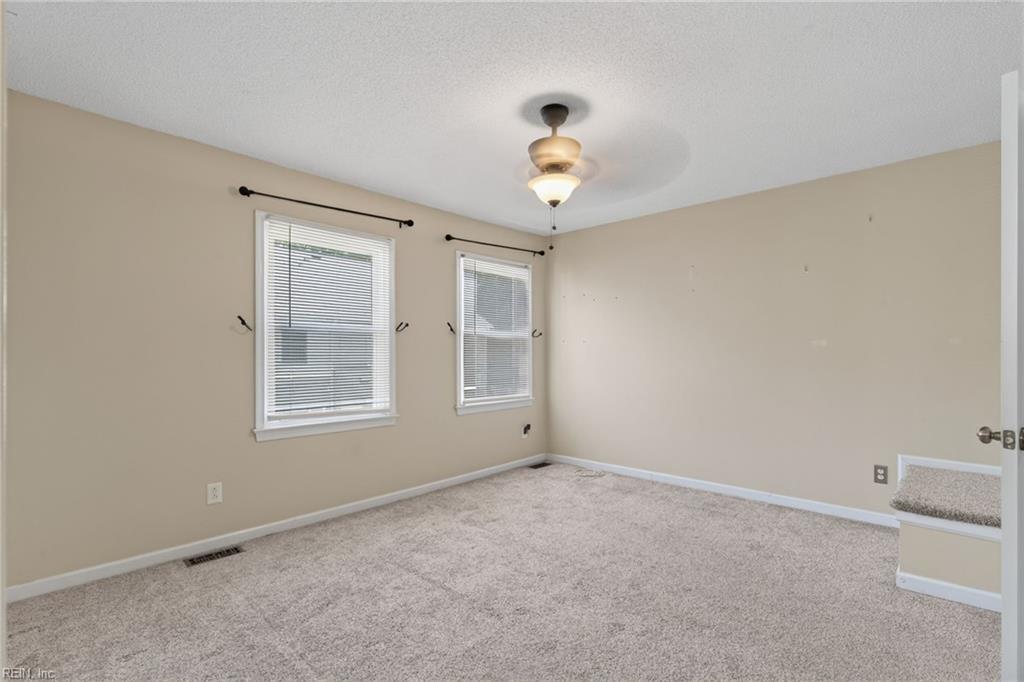 119 Kingsbridge Lane Yorktown VA 23692
