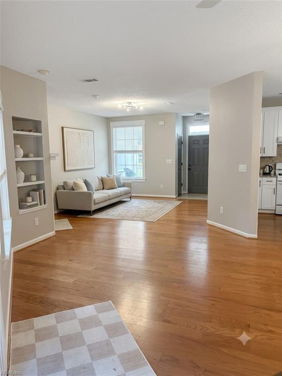 910 Lake Forest Drive Newport News VA 23602