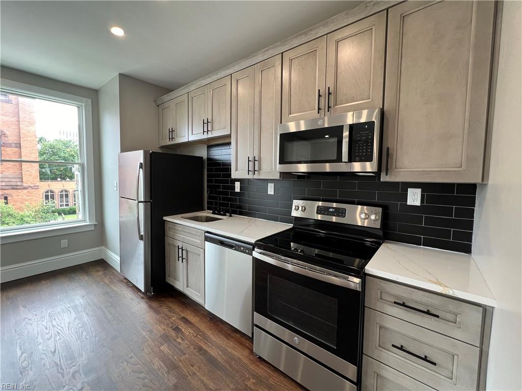 223 29th Street Newport News VA 23607