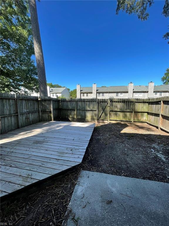 110 Kingsbridge Lane Yorktown VA 23692