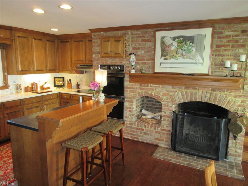 17 Flax Mill Road Newport News VA 23602