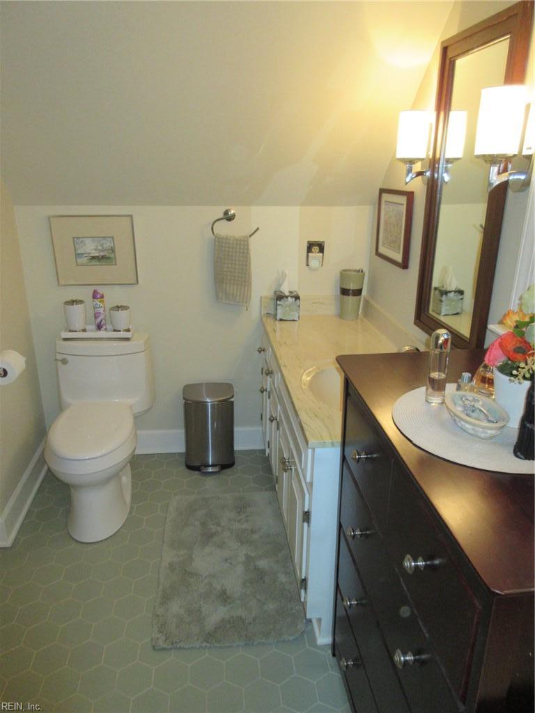 17 Flax Mill Road Newport News VA 23602