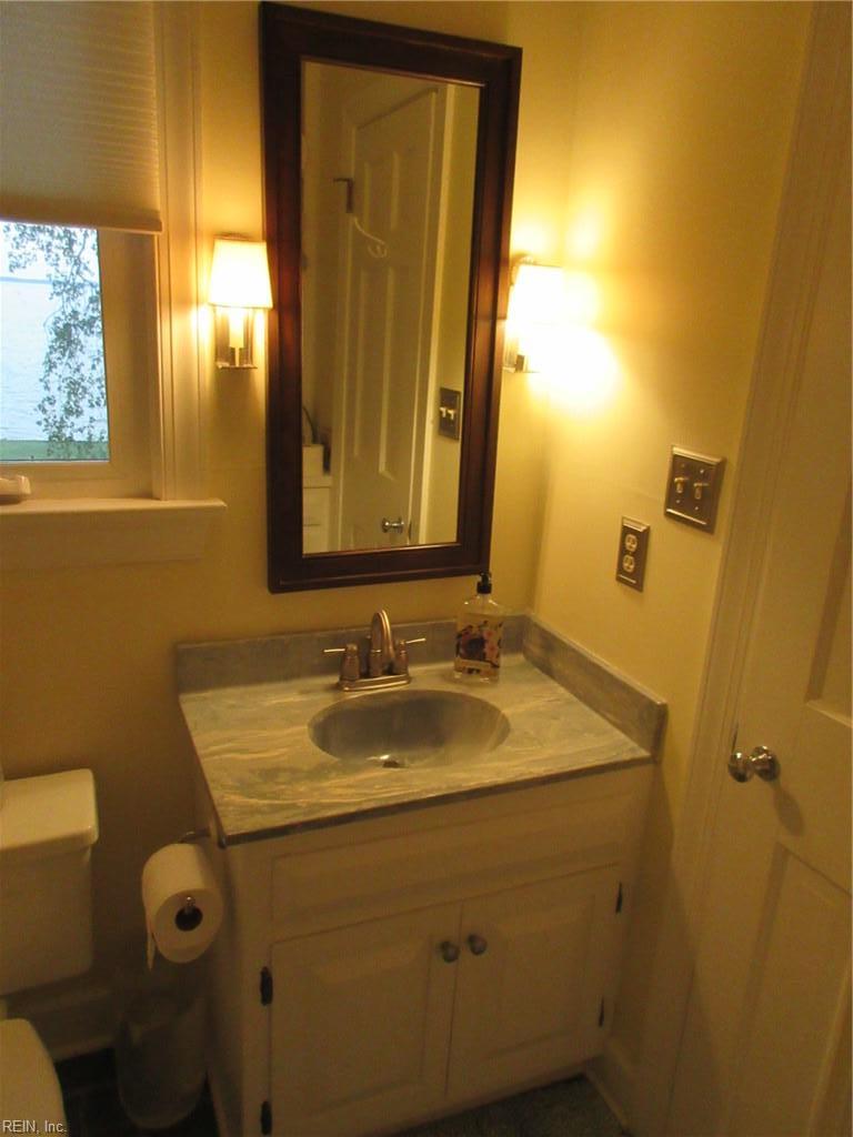 17 Flax Mill Road Newport News VA 23602