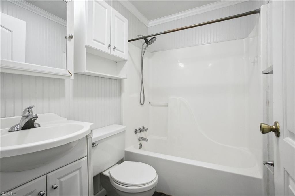 5926 Madison Avenue Newport News VA 23605