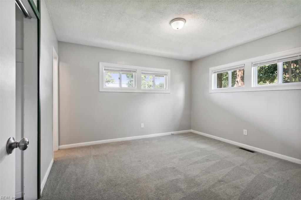 72 Ferguson Lane Newport News VA 23601