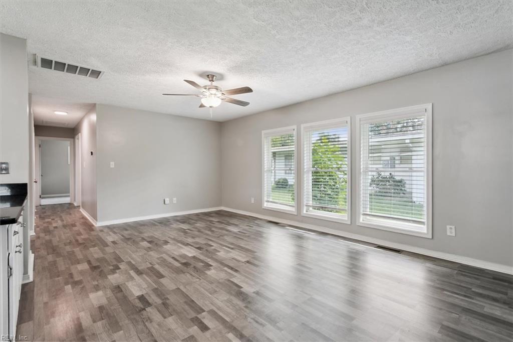 72 Ferguson Lane Newport News VA 23601