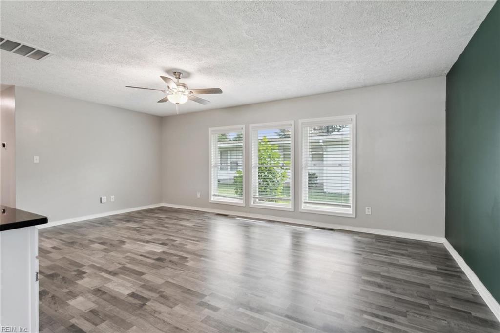 72 Ferguson Lane Newport News VA 23601