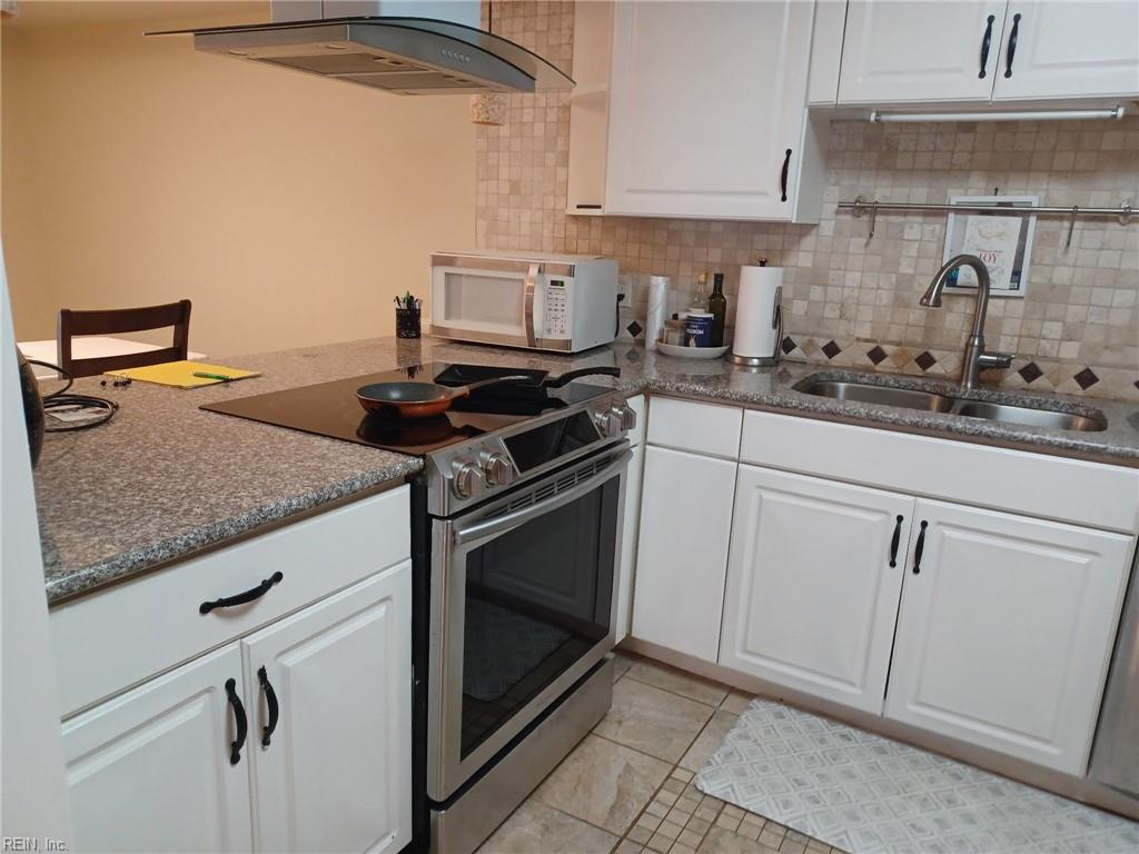 569 Ayrshire Way Newport News VA 23602