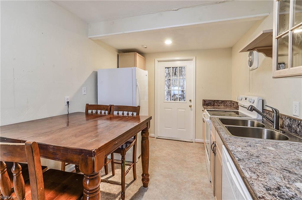 1126 44th Street Newport News VA 23607
