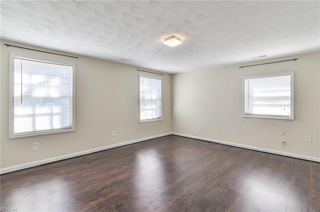 1126 44th Street Newport News VA 23607