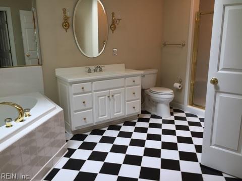 112 Harbour Town Williamsburg VA 23188