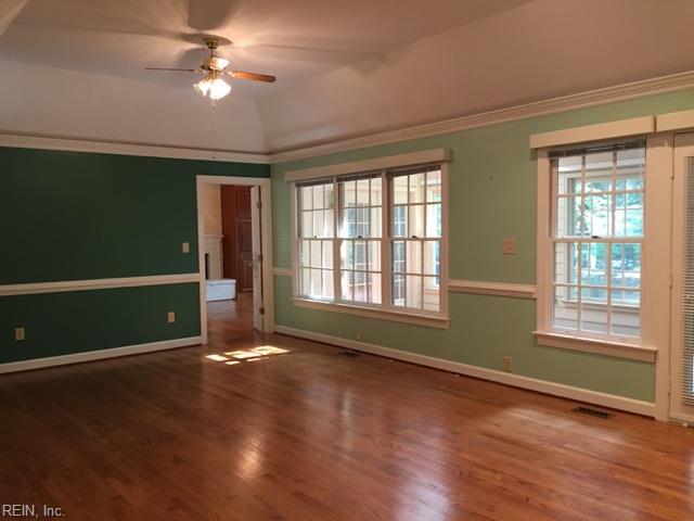 112 Harbour Town Williamsburg VA 23188