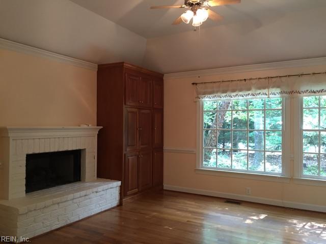 112 Harbour Town Williamsburg VA 23188