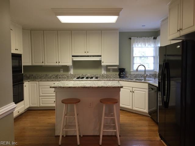 112 Harbour Town Williamsburg VA 23188