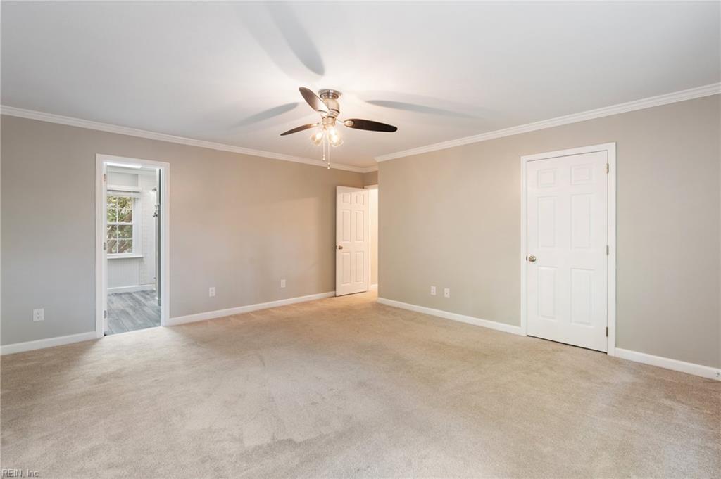 412 Peachtree Lane Yorktown VA 23693