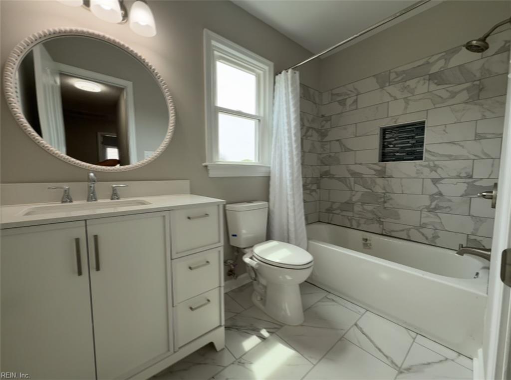 458 Warner Hall Place Newport News VA 23608