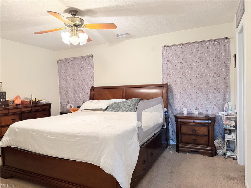 202 Sheffield Lane Yorktown VA 23693