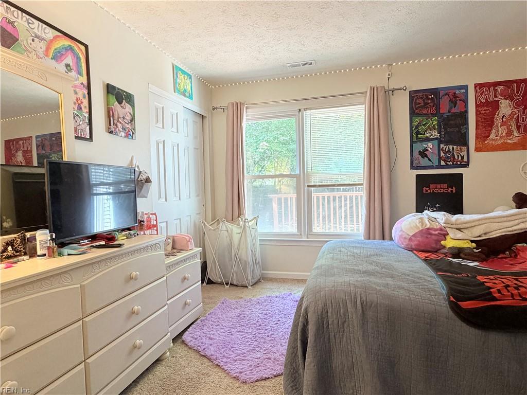202 Sheffield Lane Yorktown VA 23693