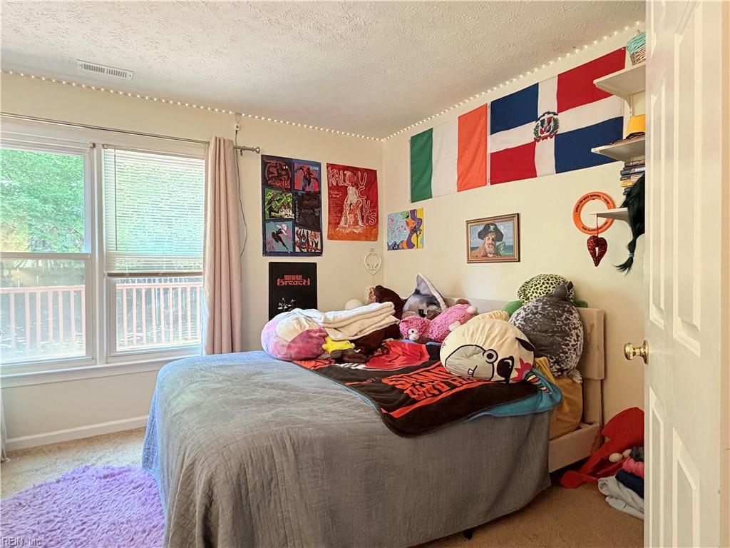 202 Sheffield Lane Yorktown VA 23693
