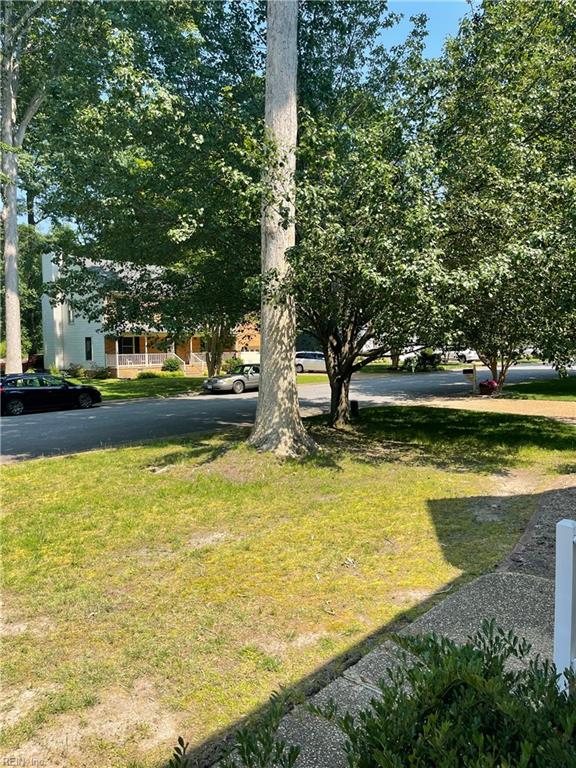 403 Coach Hovis Drive Yorktown VA 23693