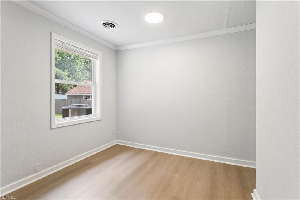 11 Woodhaven Road Newport News VA 23608