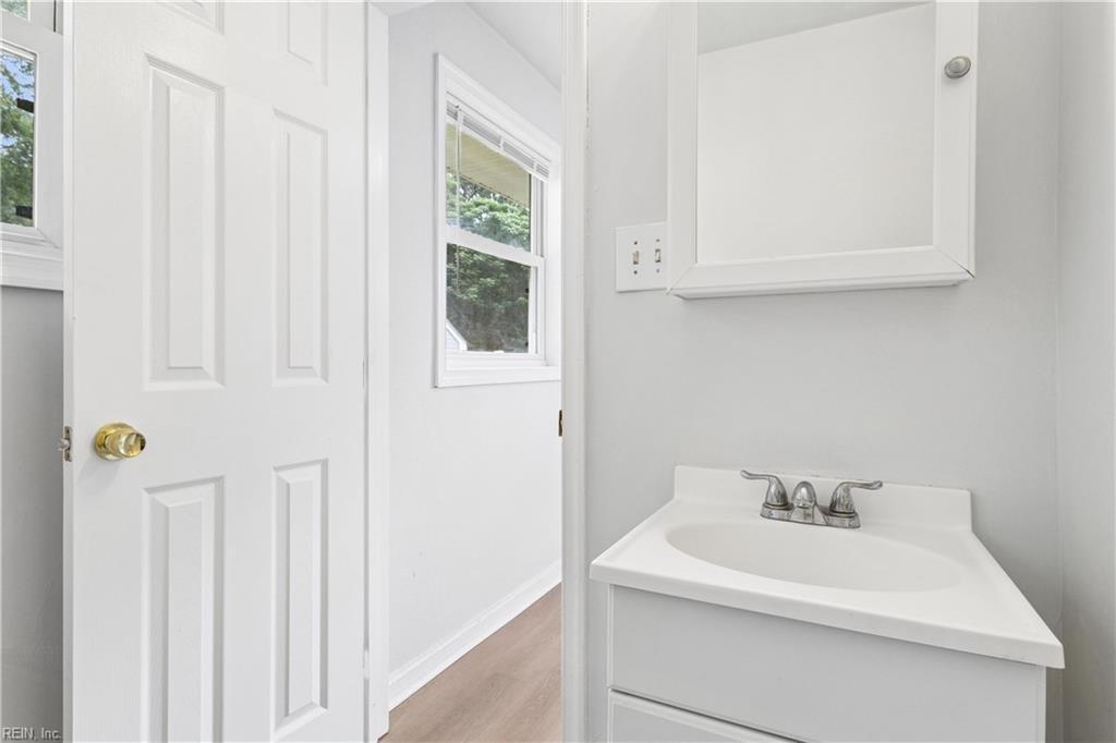 11 Woodhaven Road Newport News VA 23608