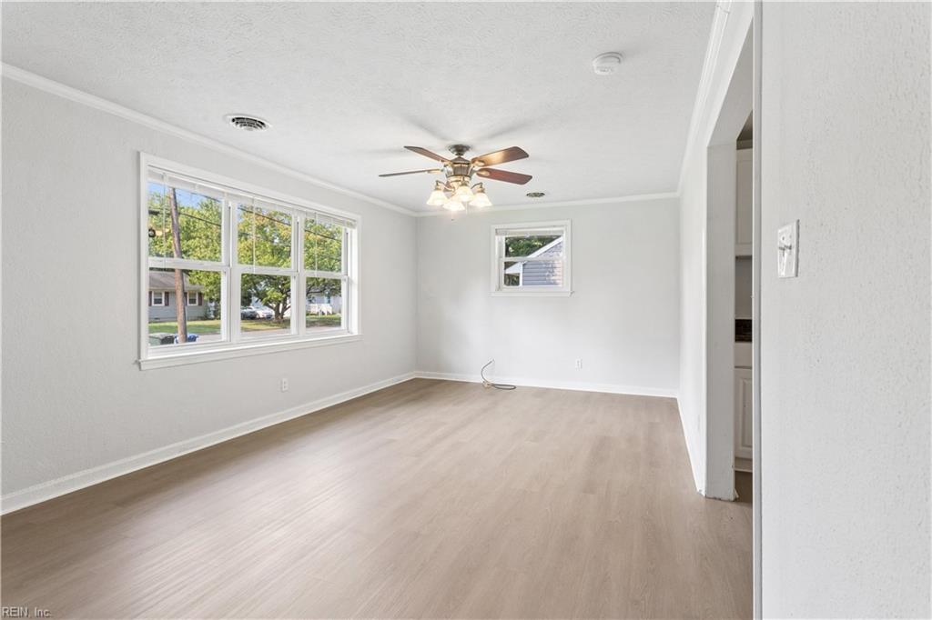 11 Woodhaven Road Newport News VA 23608