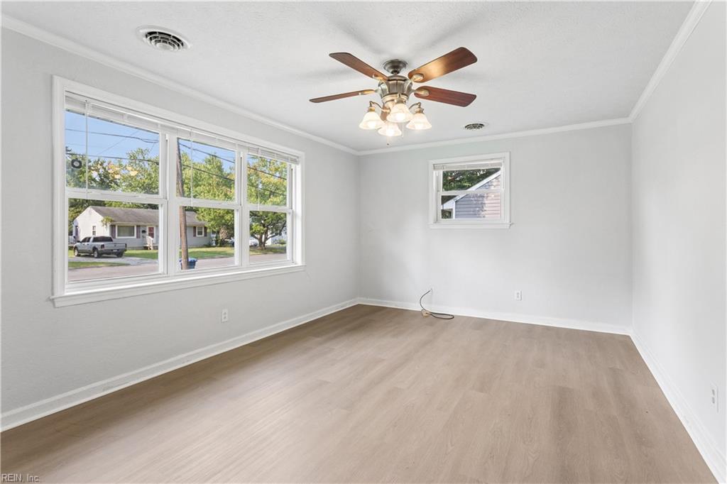 11 Woodhaven Road Newport News VA 23608