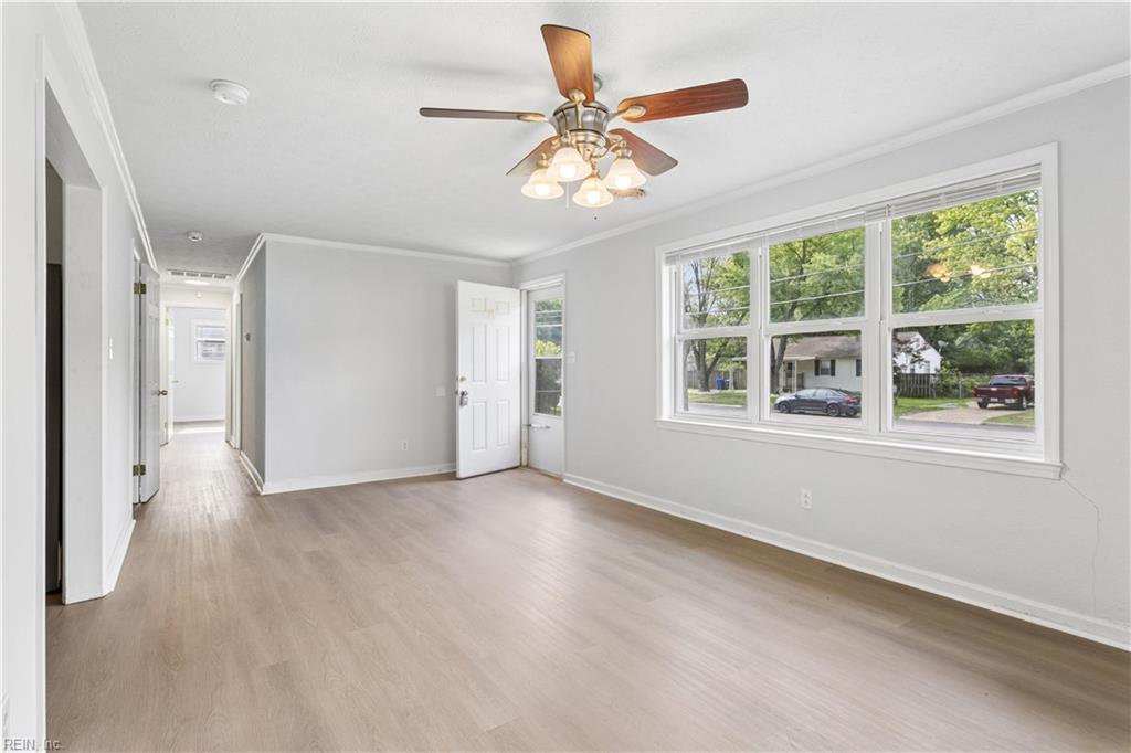 11 Woodhaven Road Newport News VA 23608