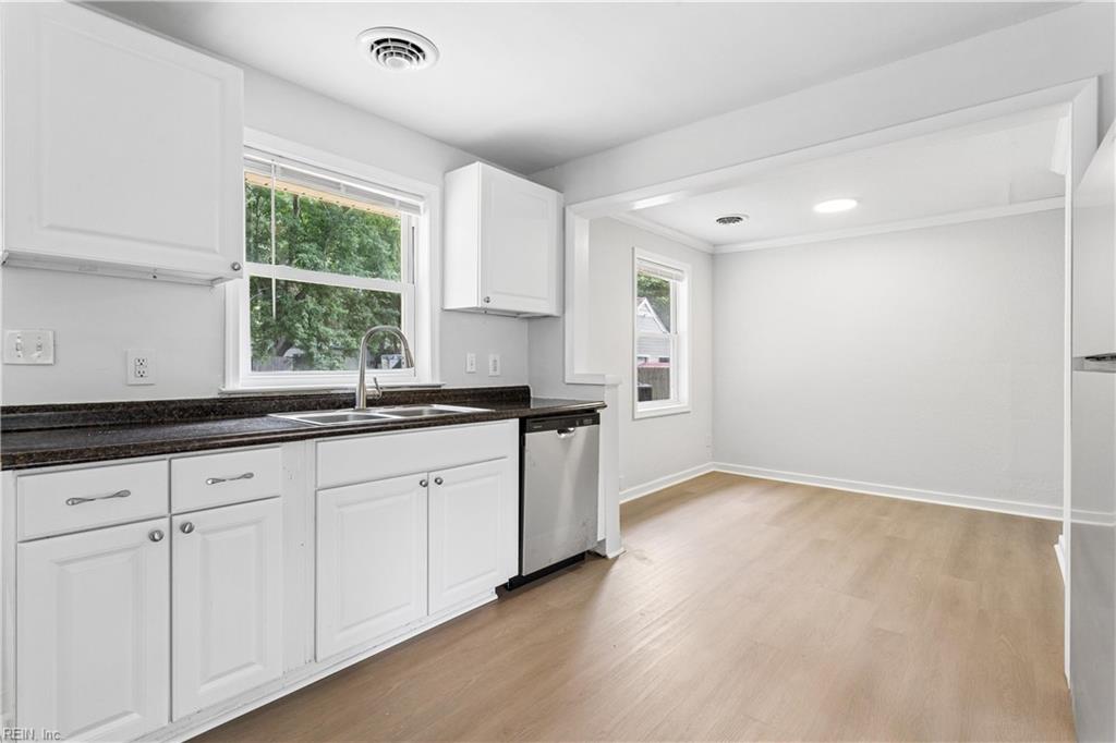 11 Woodhaven Road Newport News VA 23608