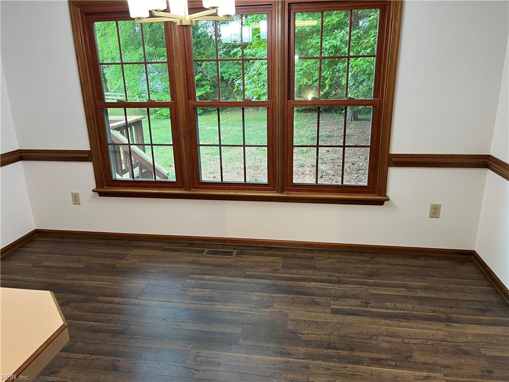 117 Larkin Run Yorktown VA 23692