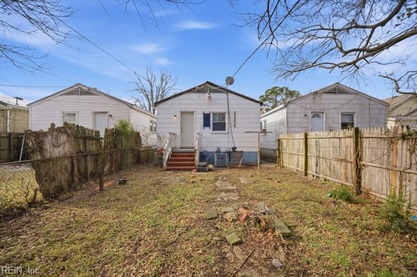 126 Ash Avenue Newport News VA 23607