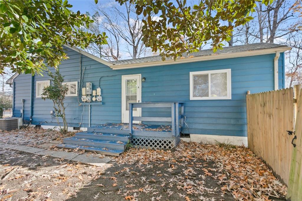 222 Woodhaven Road Newport News VA 23608