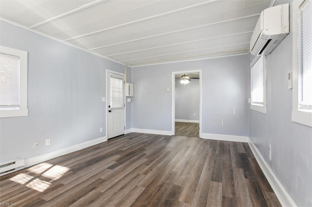 222 Woodhaven Road Newport News VA 23608