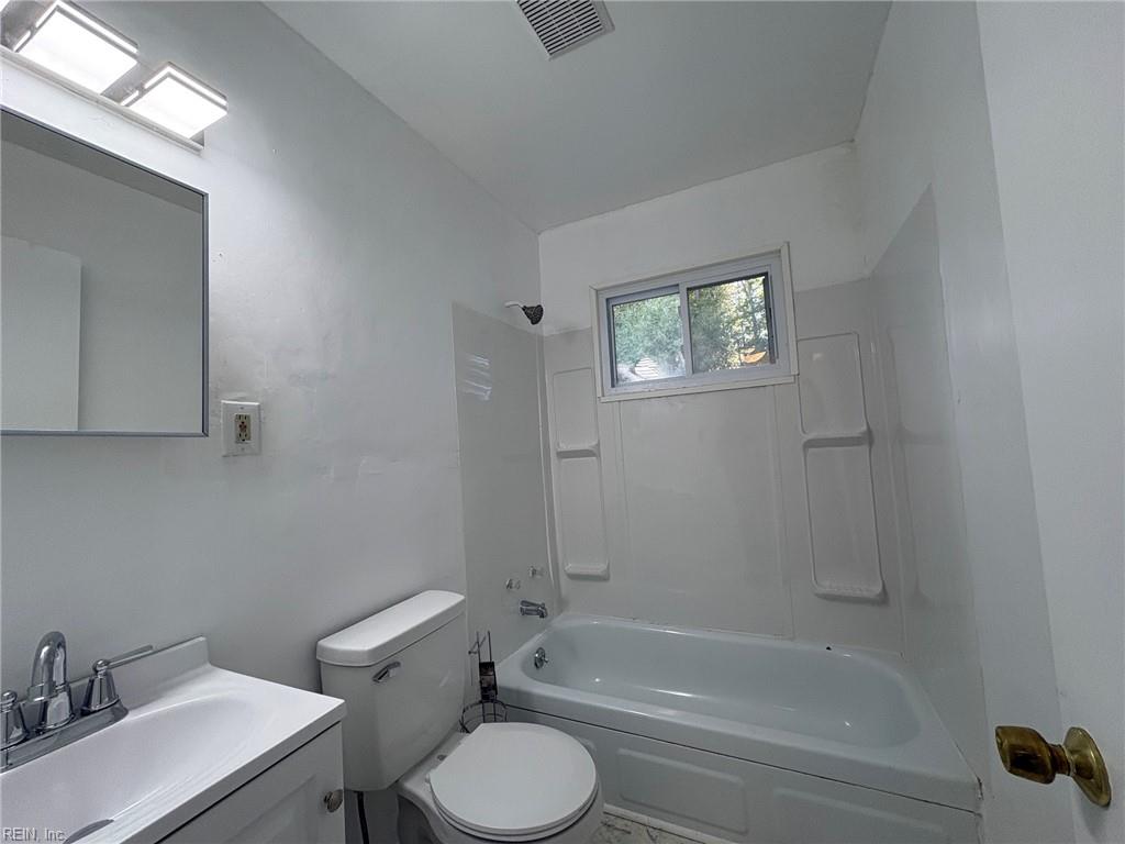 107 Carver Place Yorktown VA 23693