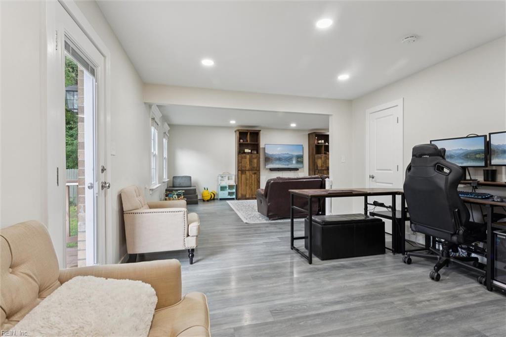 488 Harpersville Road Newport News VA 23601