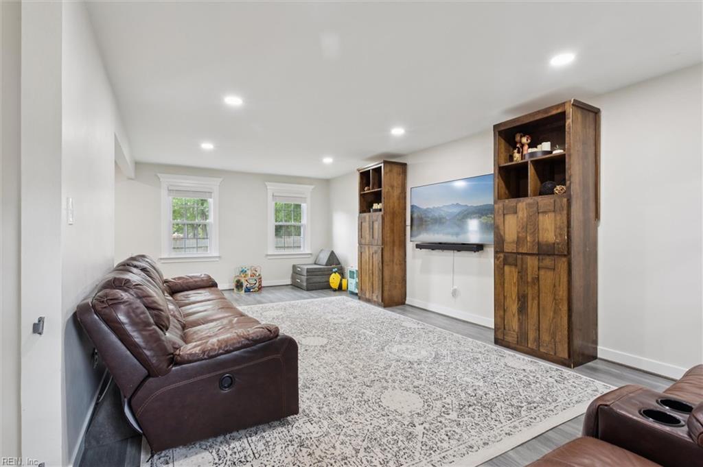 488 Harpersville Road Newport News VA 23601