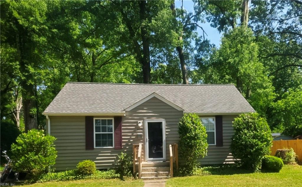 624 Sterling Street Newport News VA 23605