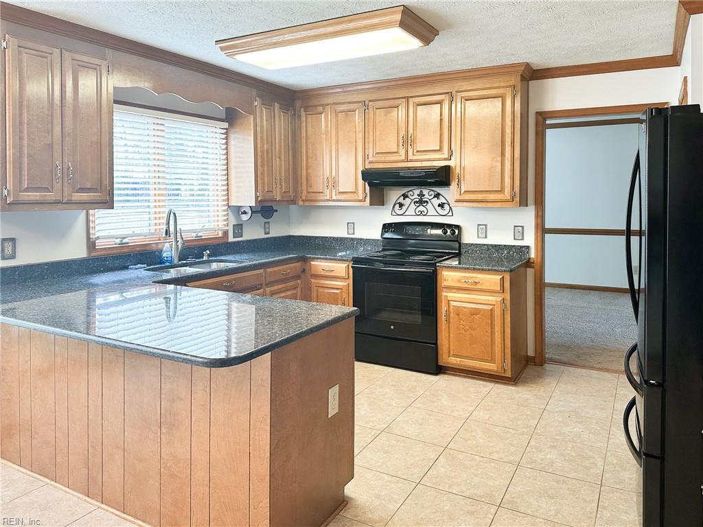 417 Burnham Place Newport News VA 23606