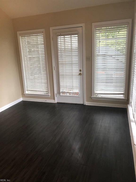 820 E Willow Point Place Newport News VA 23602