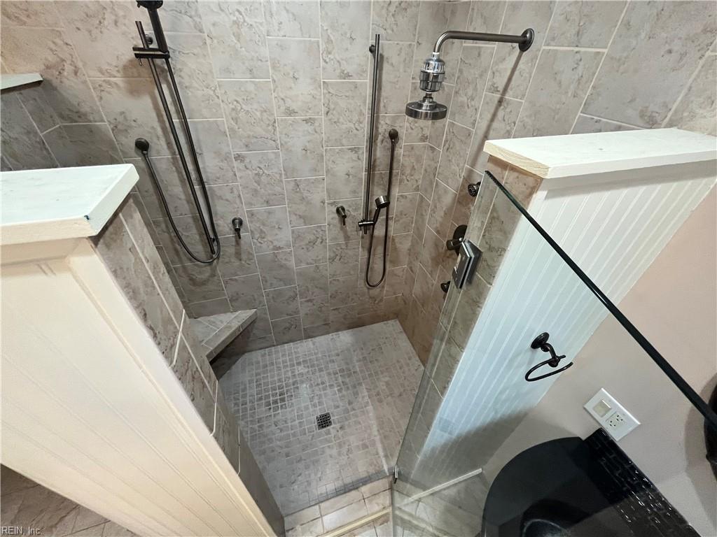 305 Fairway Lane Yorktown VA 23693